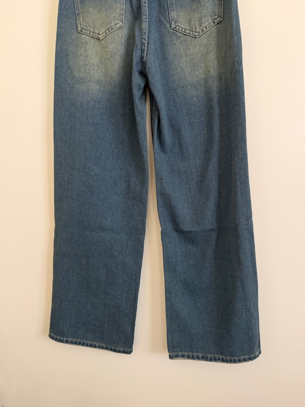 Wide Leg High-Rise Women’s Jeans in Blue - Picture 11 of 14
